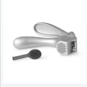 GARLIC PRESS